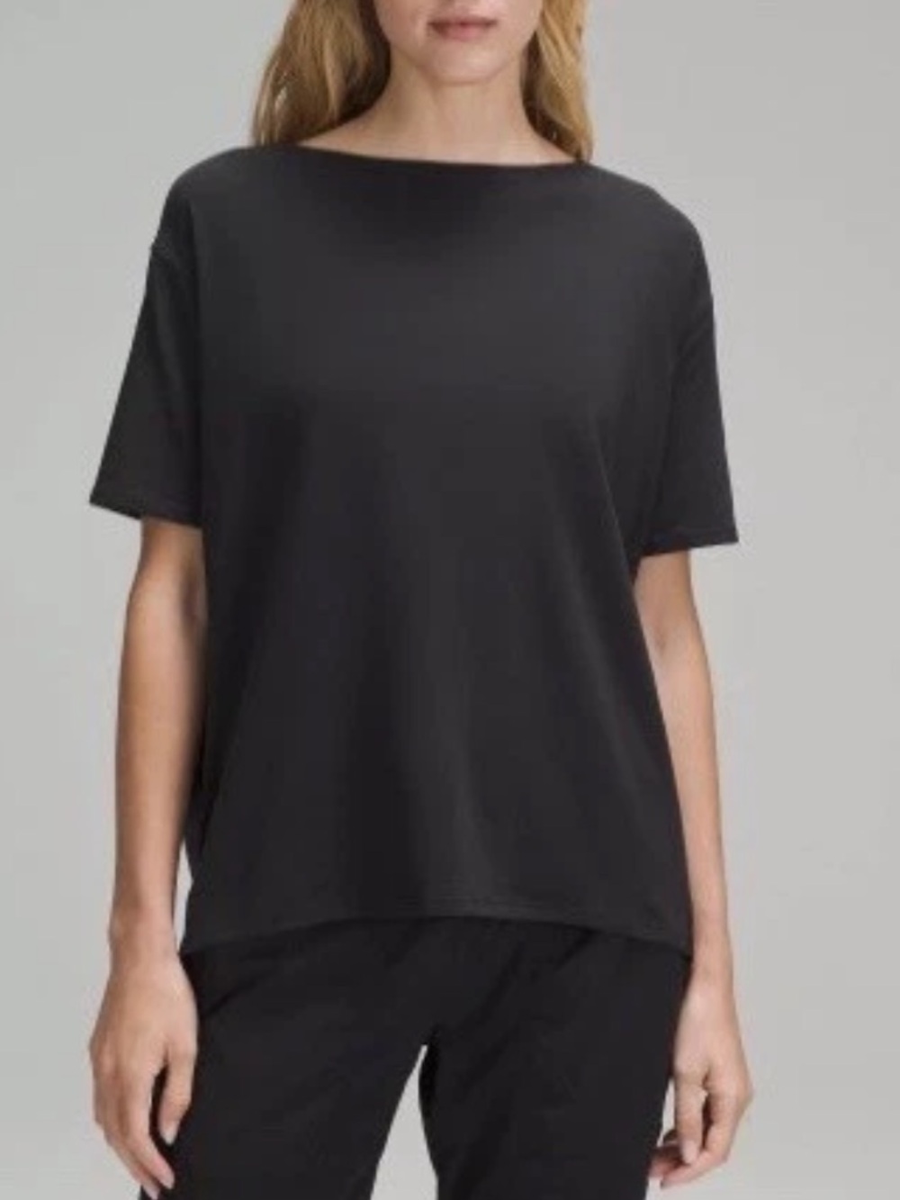 Lululemon Relaxed-Fit Boatneck T-Shirt
Black High Low W3IDWS $58 Pima Cotton 12